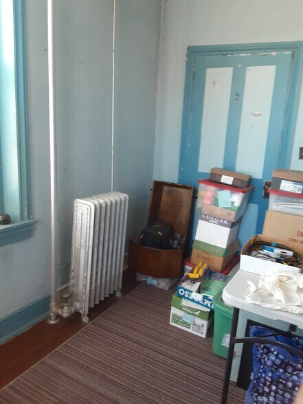 More Photos Of 6945 Weaversville Rd, Northampton Apartments For Sale