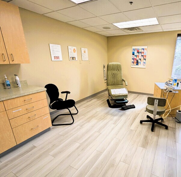 More Photos Of 1565 Main St, Tewksbury Medical For Sale