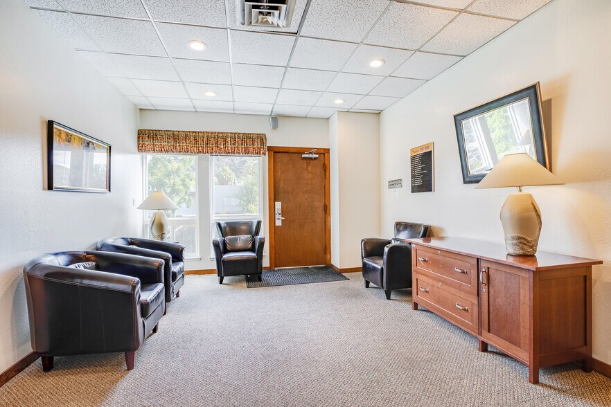 More Photos Of 700 E St, San Rafael Loft Creative Space For Lease