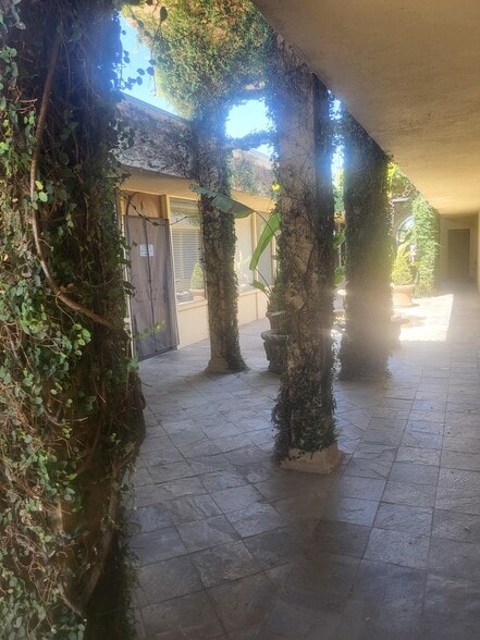 More Photos Of 330 H St, Bakersfield Office For Lease