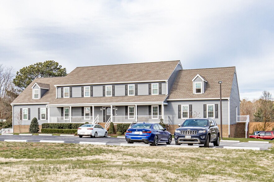 More Photos Of 10810 Hasty Ln, Midlothian Office For Lease