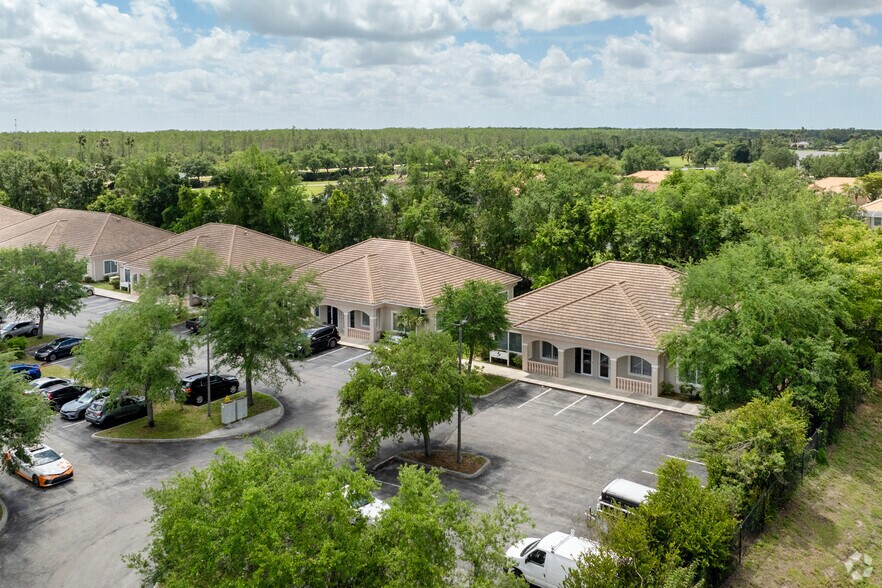 More Photos Of 4954-4956 Royal Gulf Cir, Fort Myers Office For Sale