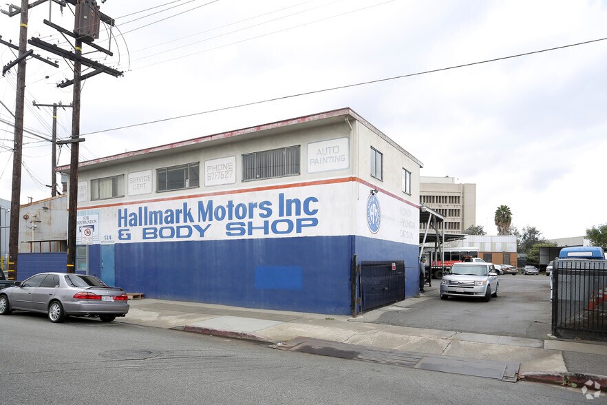 Primary Photo Of 124-130 W Beach Ave, Inglewood Auto Repair For Lease