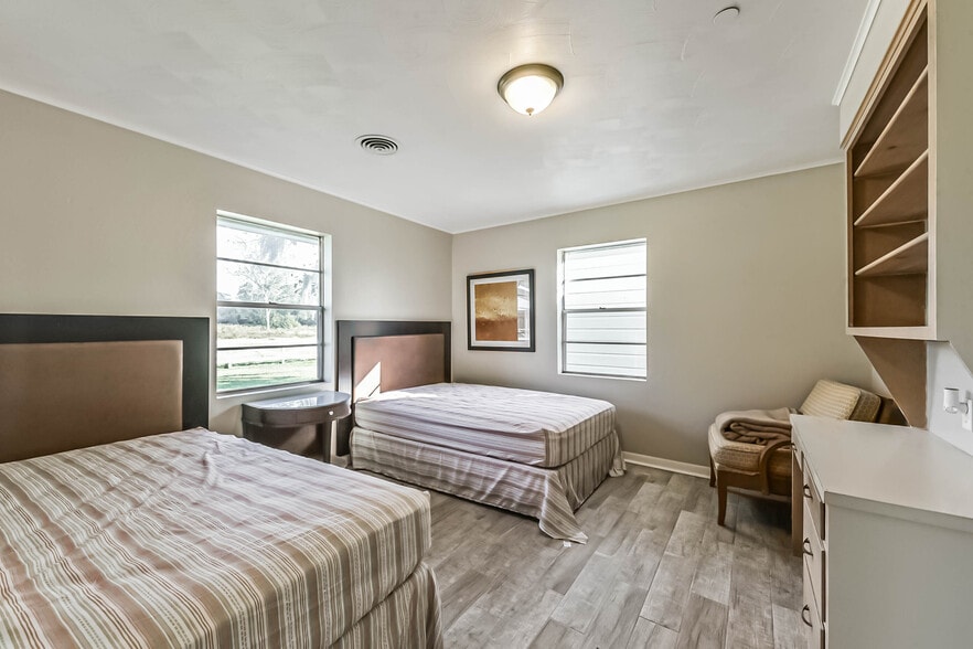 More Photos Of 1270 CR 2293, Cleveland Assisted Living For Sale