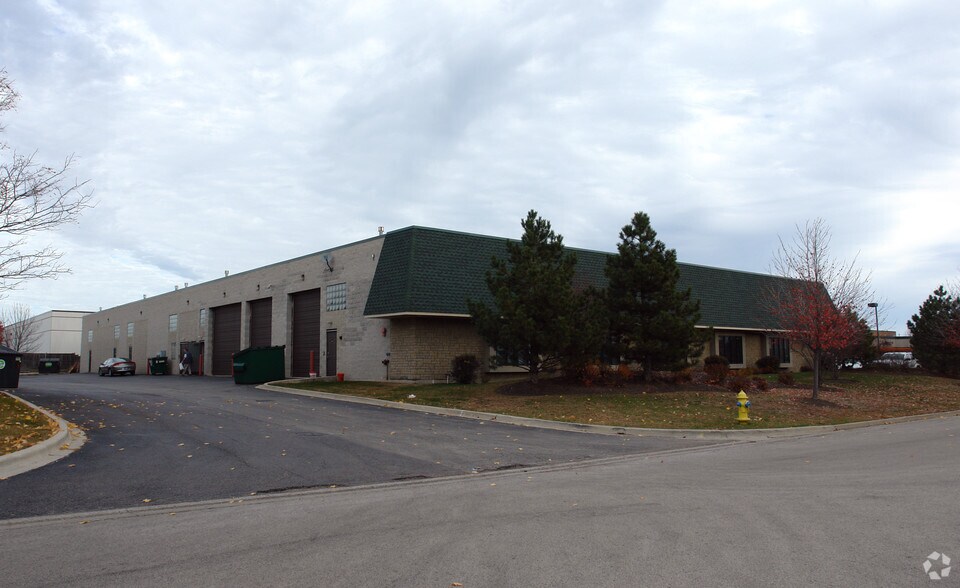 More Photos Of 27861 Irma Lee Cir, Lake Forest Flex For Sale