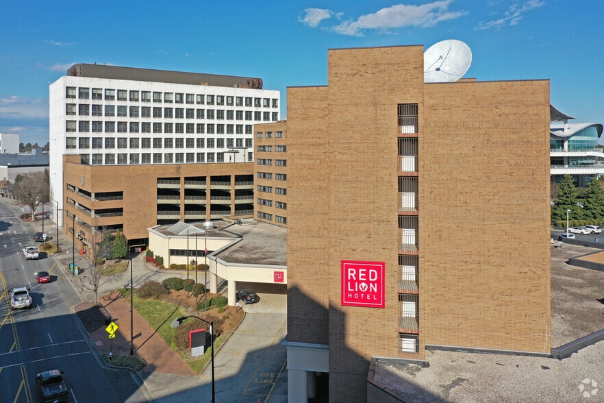 More Photos Of 135 S Main St, High Point Hotel For Sale