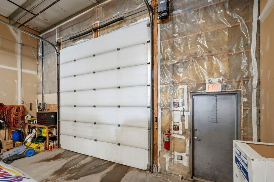More Photos Of 10 Wrangler Pl, Rocky View C Warehouse For Lease