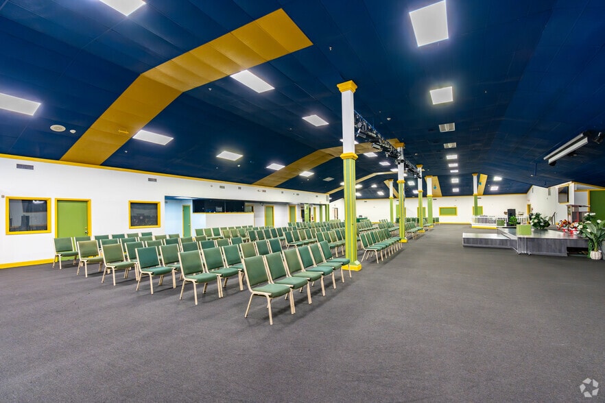 More Photos Of , Fort Myers Unknown For Sale