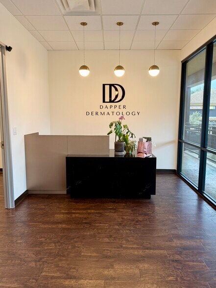 More Photos Of 3801 Capital Of Texas Hwy N, Austin Storefront Retail Office For Lease