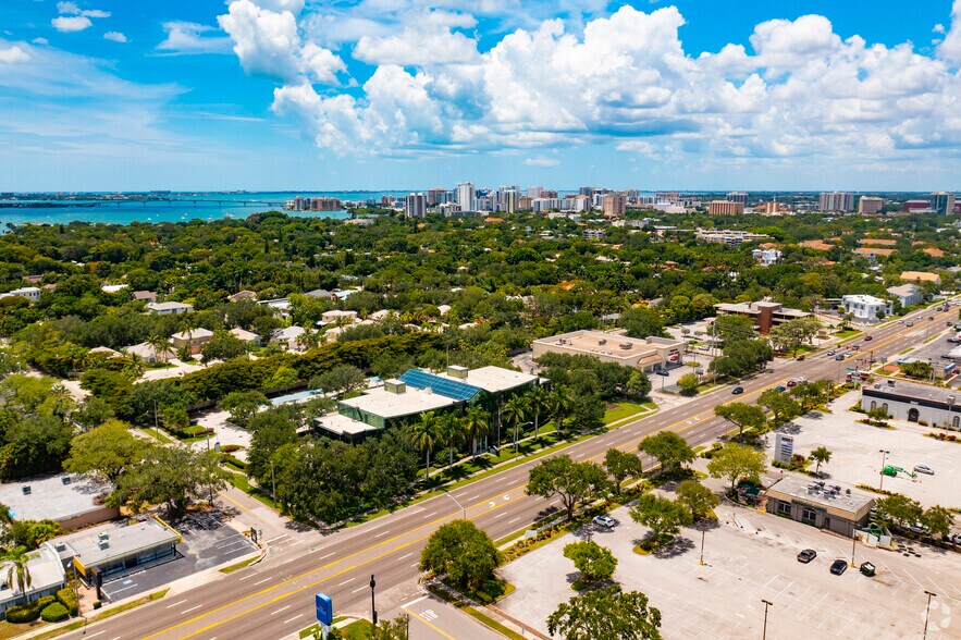 More Photos Of 1250 S Tamiami Trl, Sarasota Medical For Lease