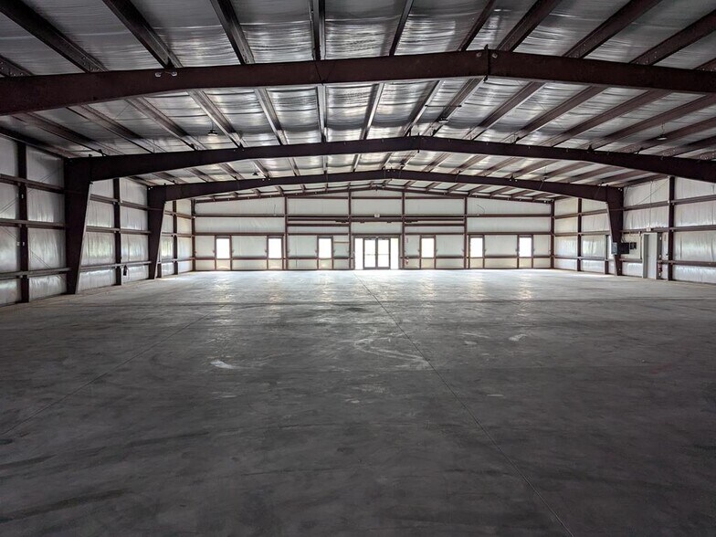 More Photos Of 361 Nypro Ln, Dothan Flex For Lease