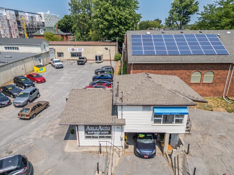 Primary Photo Of 647 Princess St, Kingston General Retail For Lease