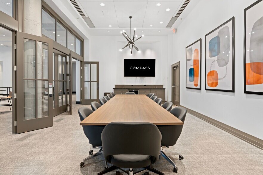 More Photos Of 360 Saint Peter St, Saint Paul Apartments For Lease