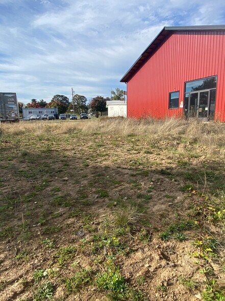 More Photos Of 200 Running Dogs Ln, Saint Helens Specialty For Sale