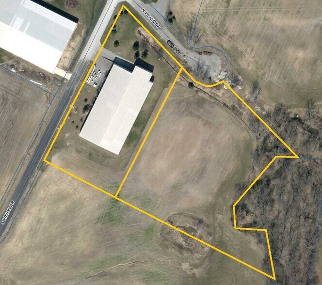 More Photos Of 13510 S Vision Dr, Kenton Warehouse For Lease