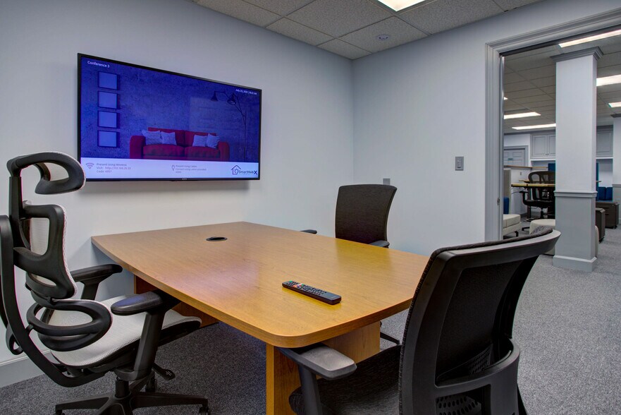 More Photos Of 930 Red Rose Ct, Lancaster Office For Sale