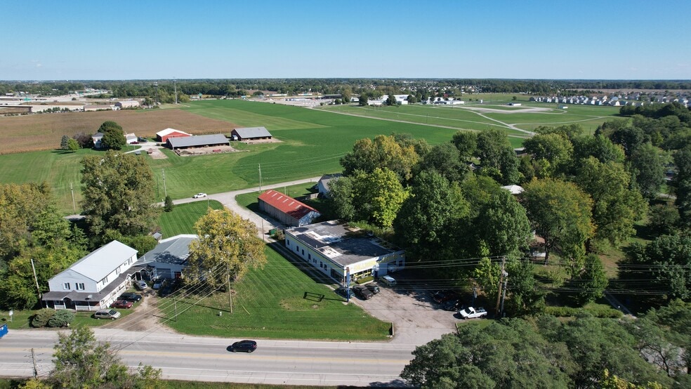 More Photos Of 7086 Southeastern Ave, Indianapolis Flex For Sale