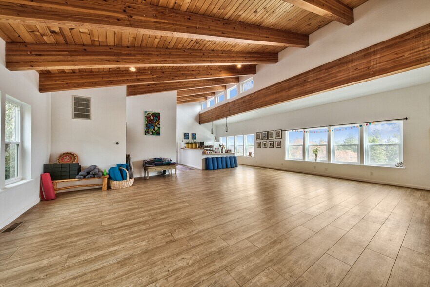 More Photos Of 290 Old Pony Express Trl, Markleeville Storefront Retail Residential For Sale