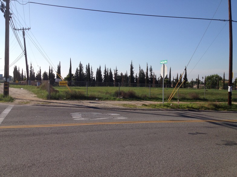 More Photos Of 18248 Van Buren Blvd, Riverside Land For Lease