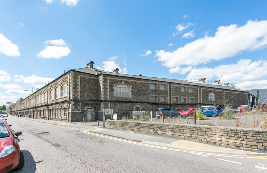 Primary Photo Of Sheppard St, Swindon Warehouse For Lease