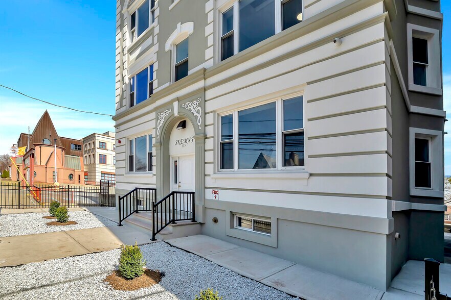 More Photos Of 155-157 Clifton Ave, Newark Apartments For Sale