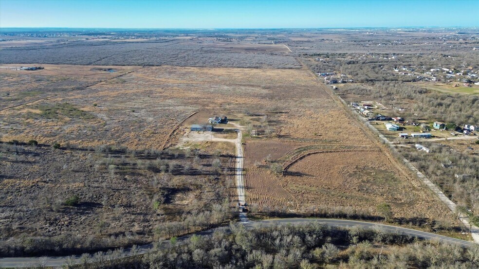 More Photos Of 15501 Jacobson Rd, Del Valle Land For Lease