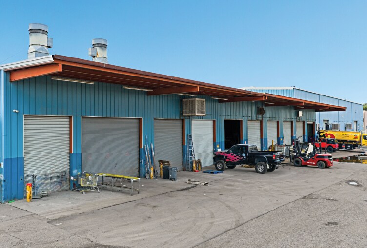 More Photos Of 1815 S 39th Ave, Phoenix Manufacturing For Lease