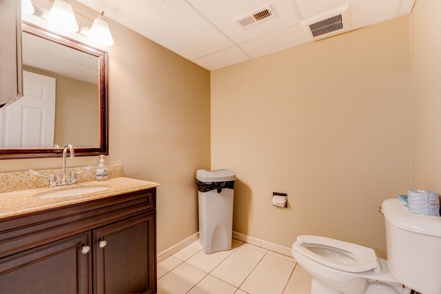 More Photos Of 2824 Mack Rd, Fairfield Loft Creative Space For Sale