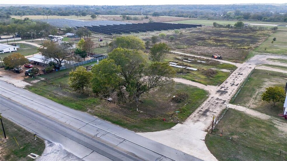 More Photos Of 655 NW Loop 230, Smithville Land For Sale