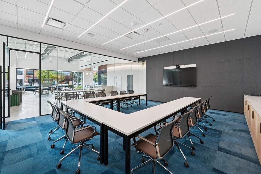 More Photos Of 1091 Industrial Rd, San Carlos Research And Development For Lease