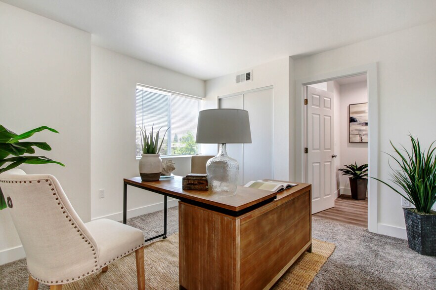 More Photos Of 1491 Atlantic Ave, Long Beach Apartments For Sale