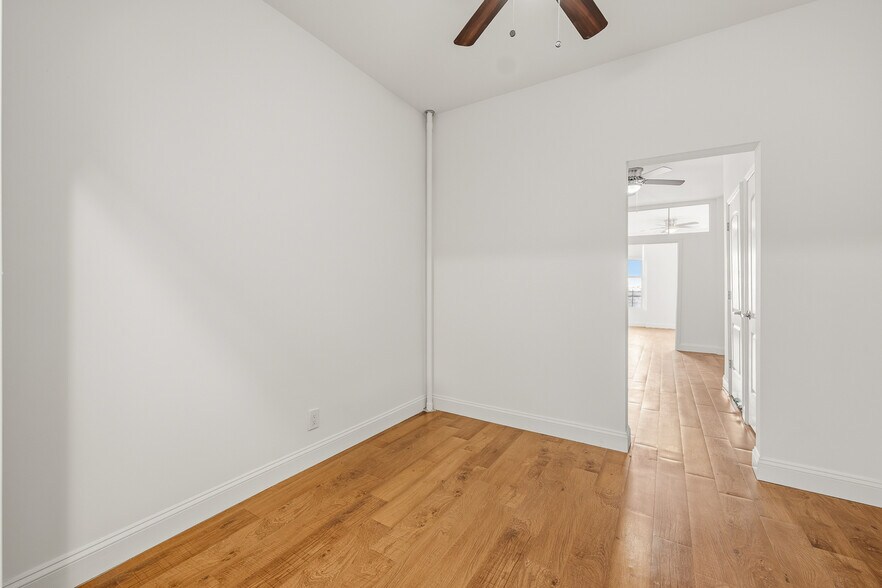 More Photos Of 5-16 47th Rd, Long Island City Apartments For Sale