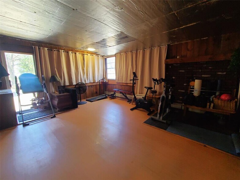 More Photos Of 108 Main St, Livingston Manor Convenience Store For Sale