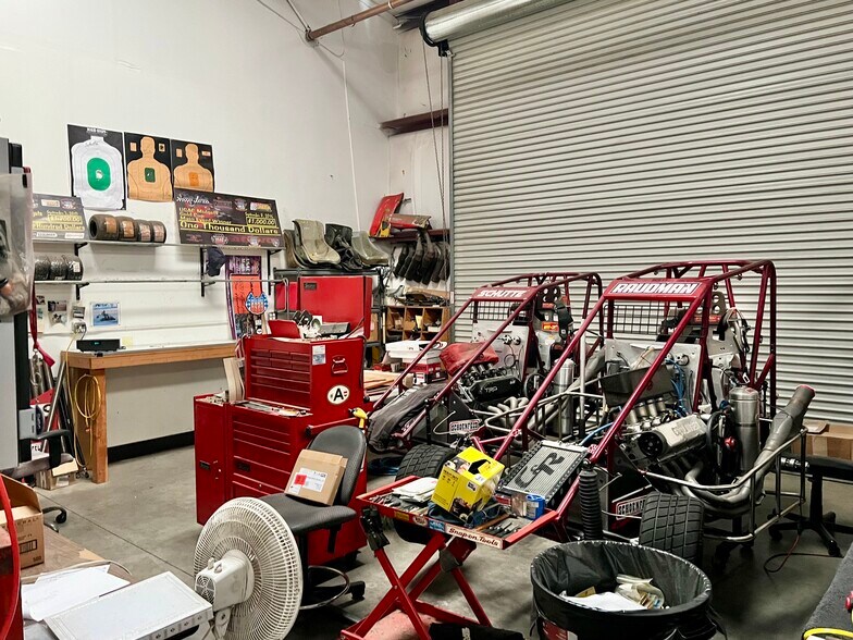 More Photos Of 2482 Progress Dr, Redding Manufacturing For Sale