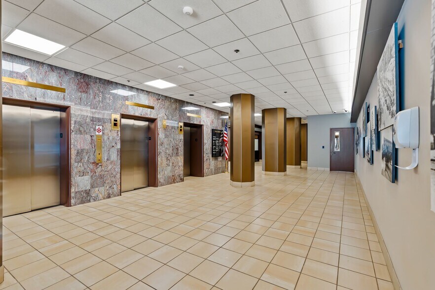 More Photos Of 402 E Yakima Ave, Yakima Office For Lease
