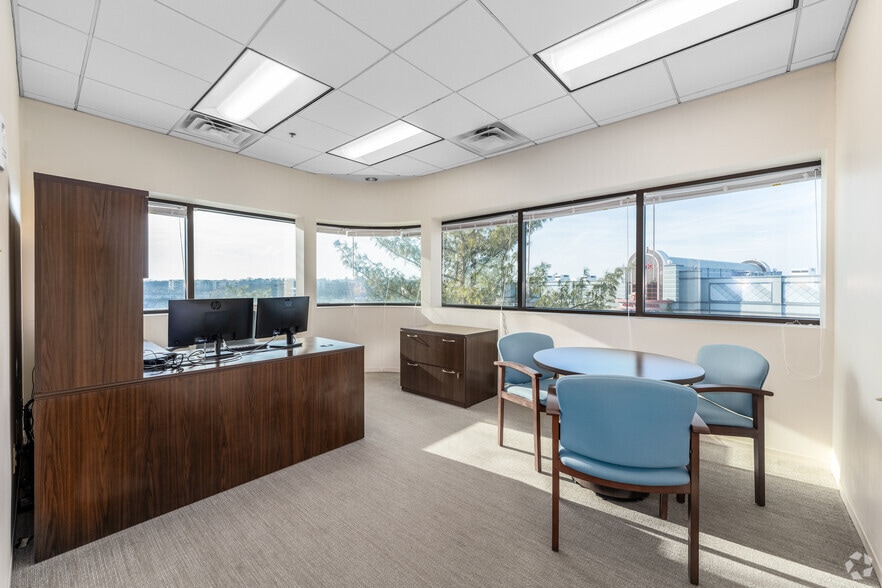 More Photos Of 8211 Town Center Dr, Nottingham Medical For Lease