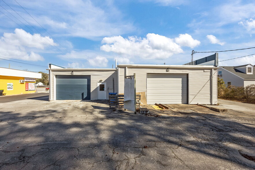 More Photos Of 508 E Main St, Havelock Carwash For Sale