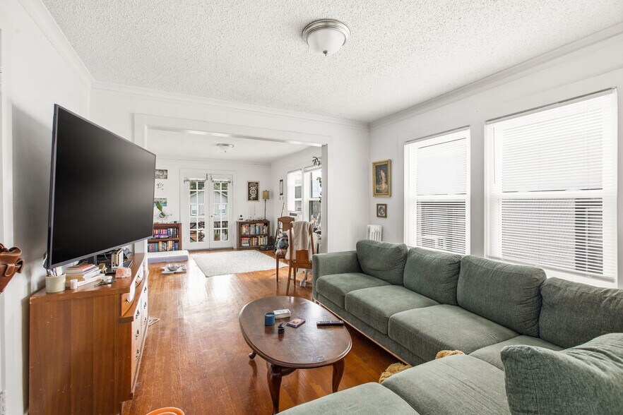 More Photos Of 4340-4342 Holly St, Kansas City Multifamily For Sale