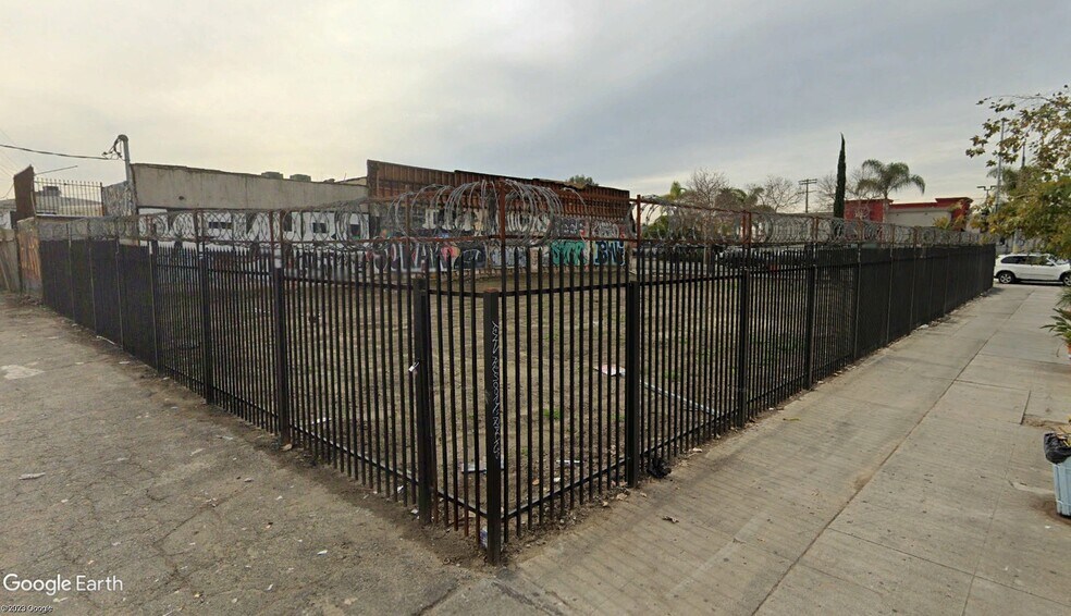 Primary Photo Of 7200 S Western Ave, Los Angeles Land For Lease