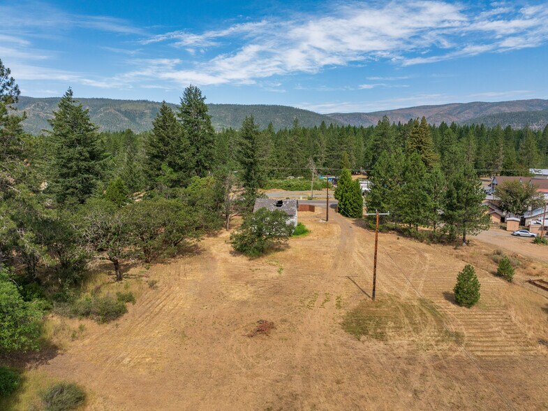 More Photos Of 33105 Redwood Hwy, Cave Junction Land For Sale