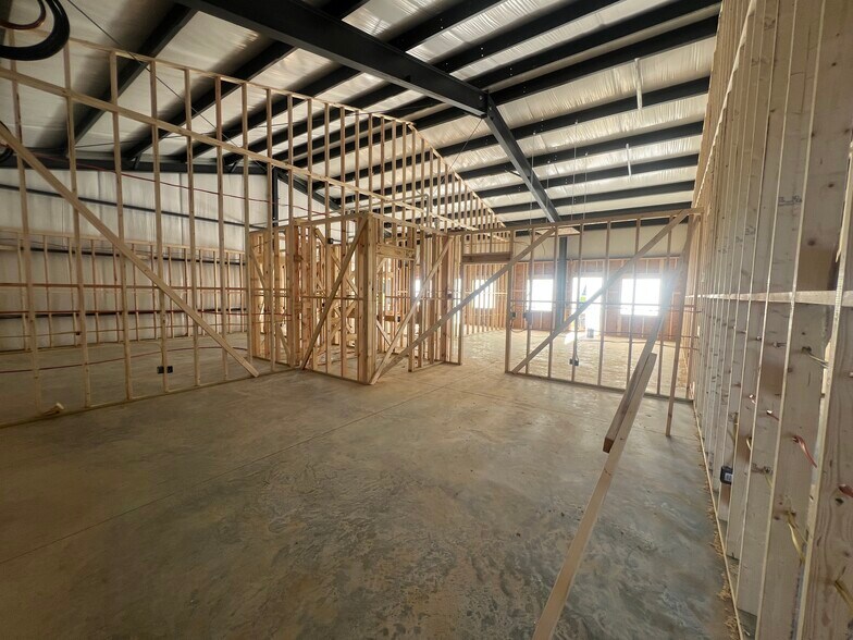 More Photos Of 2109 Chanabby Ct, Statesboro Warehouse For Lease