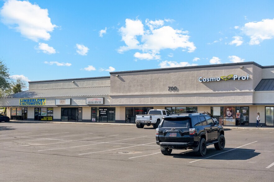 More Photos Of 680-720 W Prince Rd, Tucson Unknown For Lease