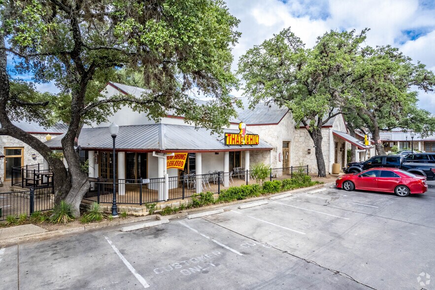 More Photos Of 2950 Thousand Oaks Dr, San Antonio Unknown For Lease