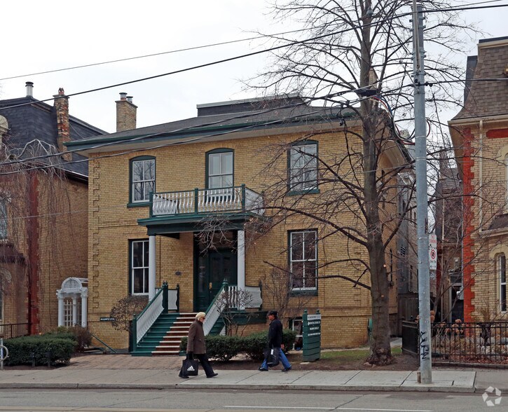 Primary Photo Of 185 Carlton St, Toronto Office For Sale