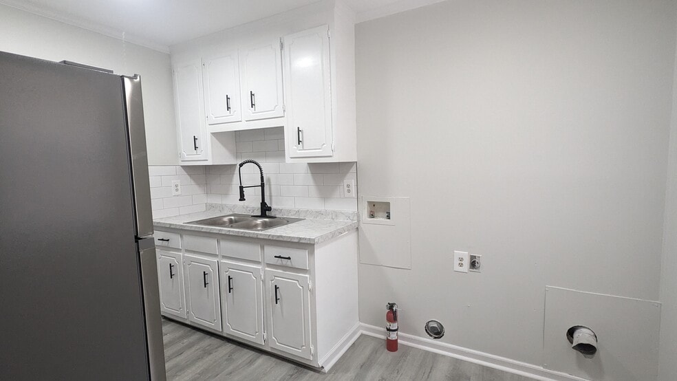 More Photos Of 804 Meadow Ridge Ct, Winston-Salem Apartments For Sale