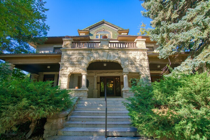 More Photos Of 2305 Broadway, Boulder Loft Creative Space For Sale