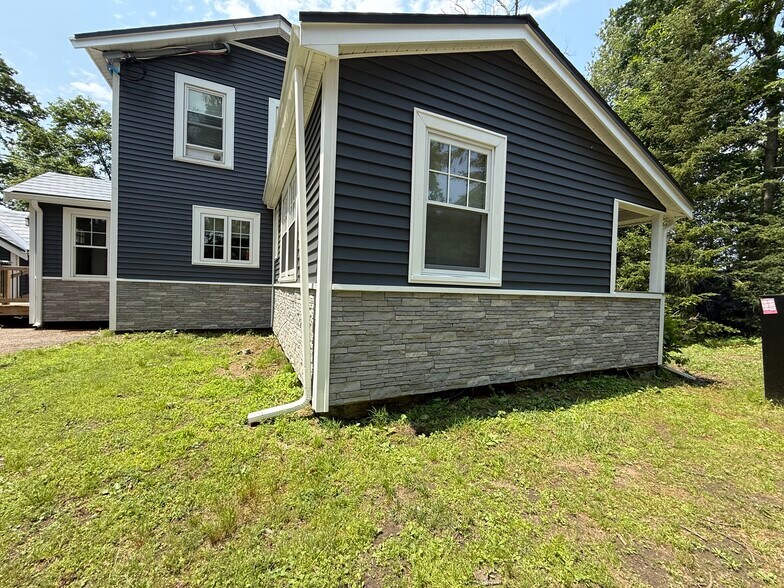 More Photos Of 561 Foundry St, South Easton Specialty For Lease