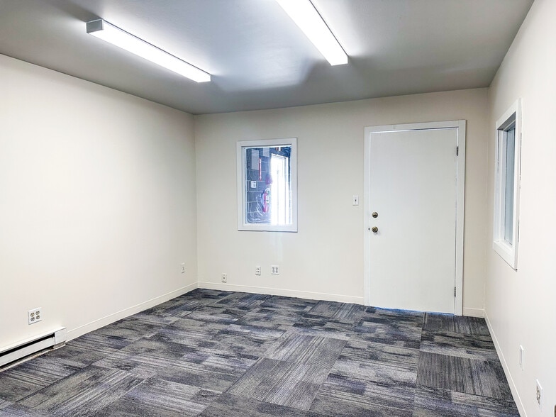 More Photos Of 4590 Jason St, Denver Warehouse For Lease