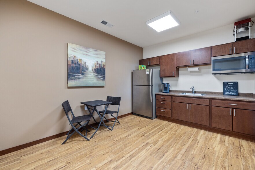 More Photos Of 122 Wisconsin St, West Bend Office For Lease