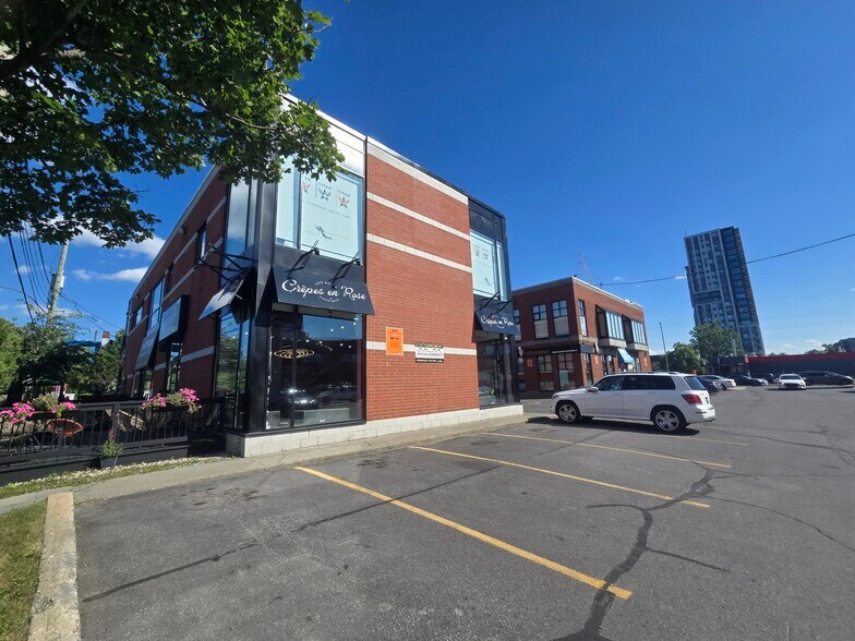 More Photos Of 9732 Rue Birnam, Montréal Storefront Retail Office For Lease